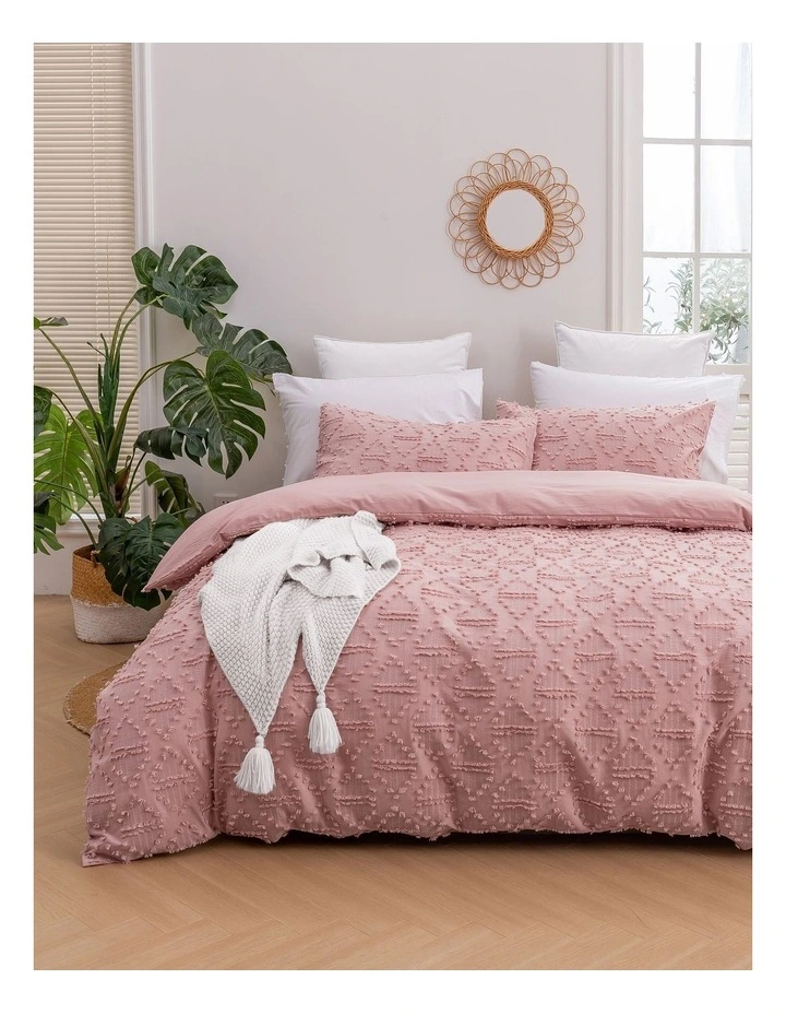 Lottie Eyelash Jacquard Quilt Cover Set in Rose