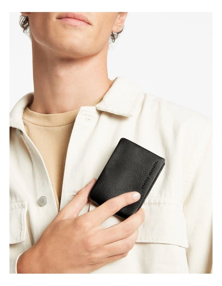 Jonah Leather Bifold Wallet in Black