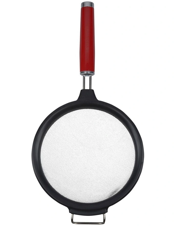 Classic 17.5cm Strainer Red