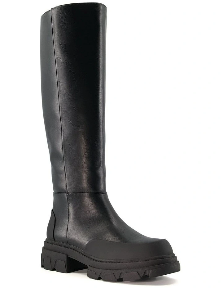 Tunn Knee high Boot in Black