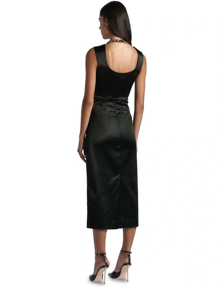 Pleat Detail Midi Dress in Black