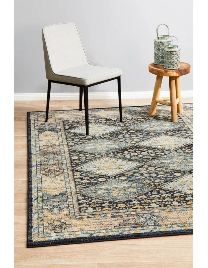 Legacy 857 Rug In Navy