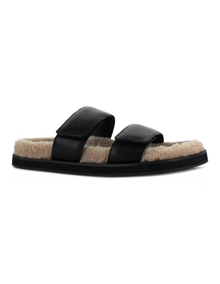 Theo Flat Sandals in Beige