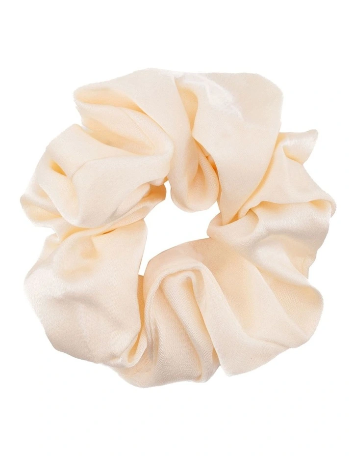 Satin Scrunchie in Cream