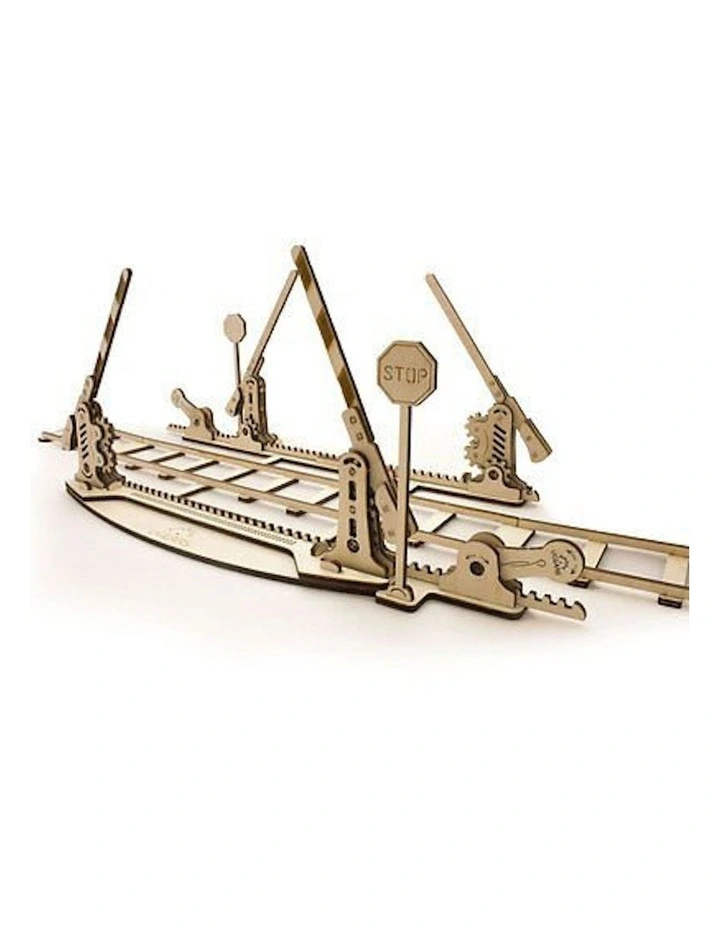 Rails With Crossing 200 Piece Wooden 3D Puzzle Gift Set