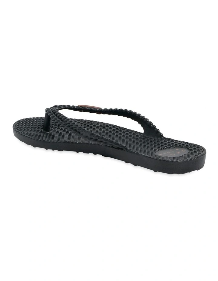 Kick Back Solid Thongs in Black Multi