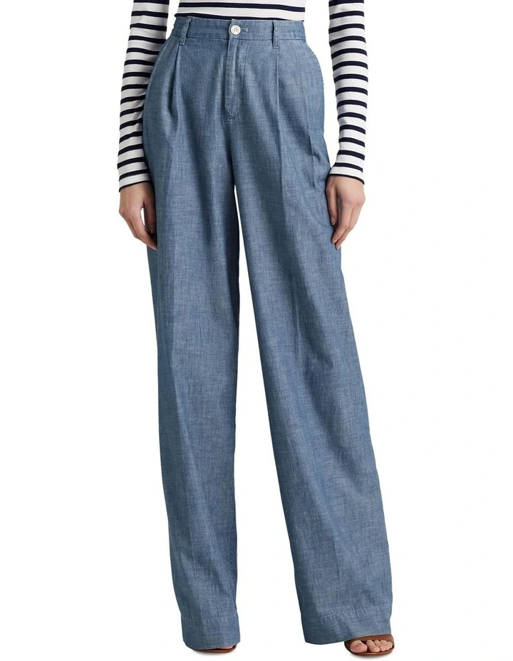 Pleated Chambray Wide-Leg Pant in Blue