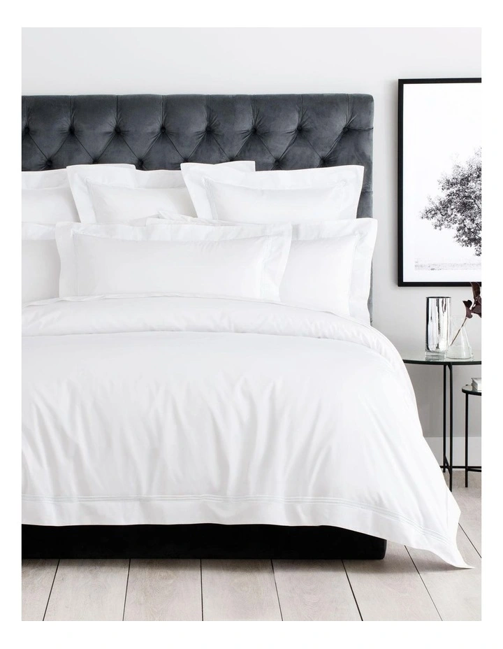 Palais Range in White