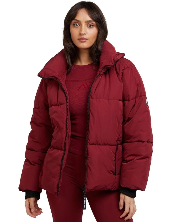 Remi Luxe Puffer Jacket in Port