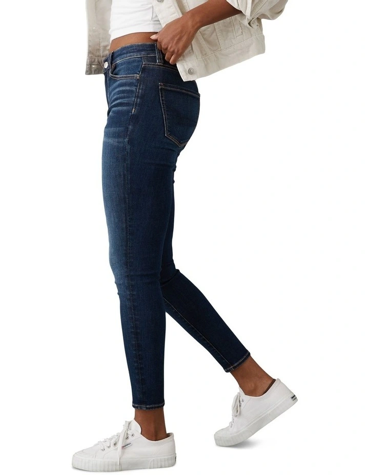 Next Level High-Waisted Jegging Crop in Dark Rich Indigo