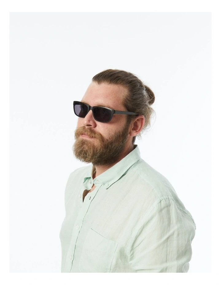Sunglasses with Polarised Grey Lenses in Recycled lack