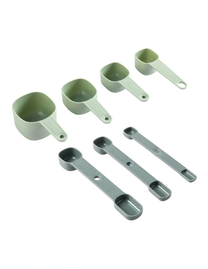Modern Nesting Measuring Cup and Spoon Bundle in Green