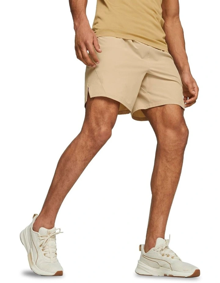 Fit Ultrabreathe 7 Woven Short in Sand Dune