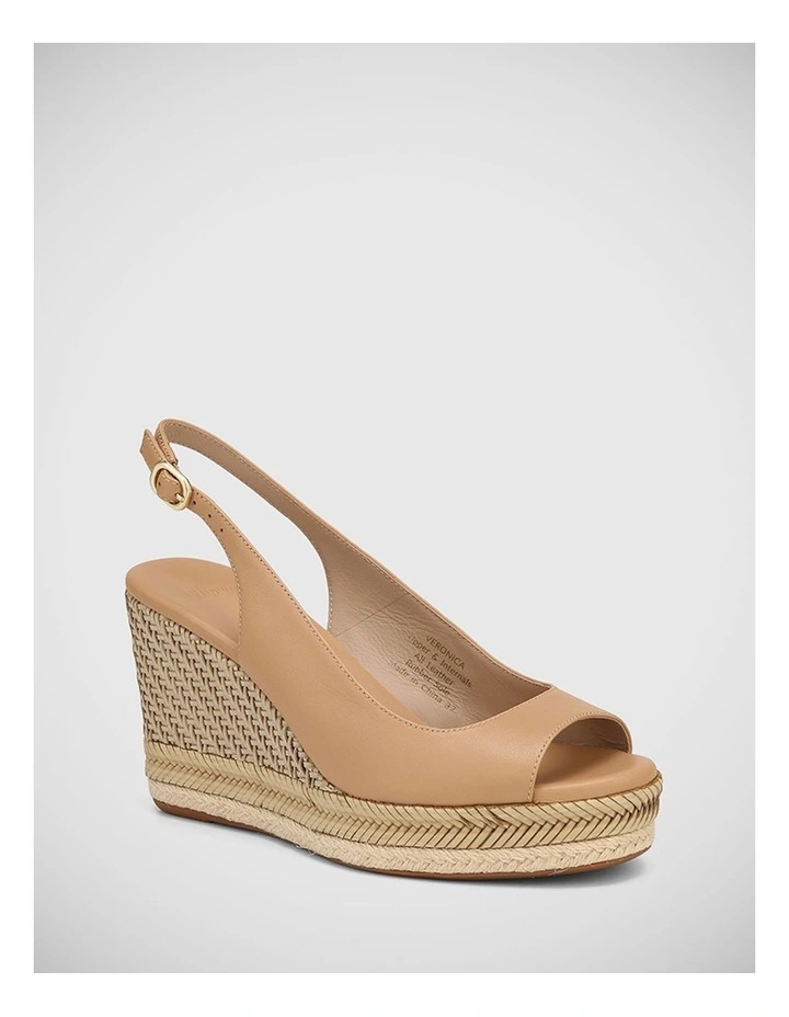 Veronica Leather Sandal in Tan