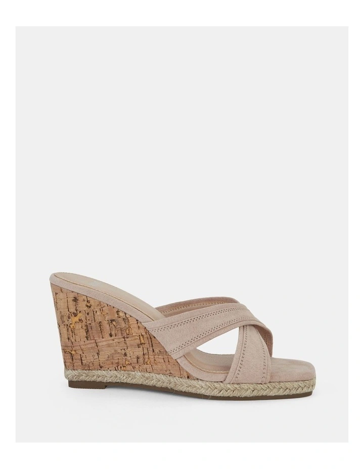 Brixton Wedge in Nude