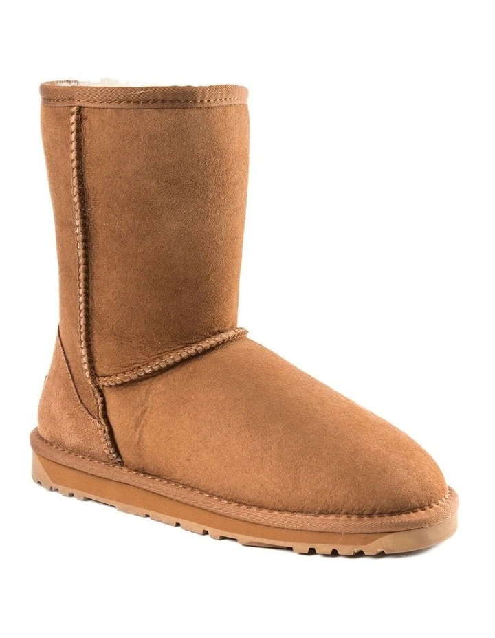 Classic Short Boots in Chestnut