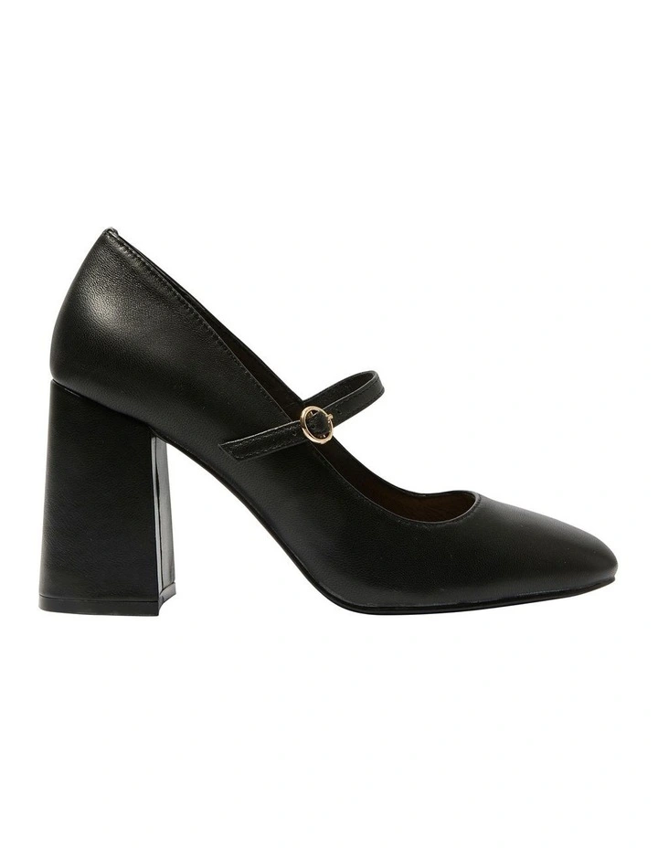 Gina Heeled Shoes in Black Leather