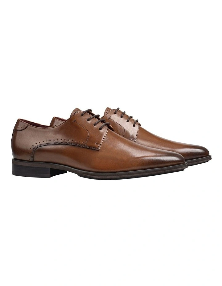 Zen Shoes in Cognac