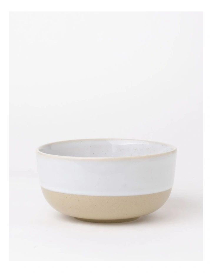Esperance Wiped Edge Natural Noodle Bowl 18cm in Sand