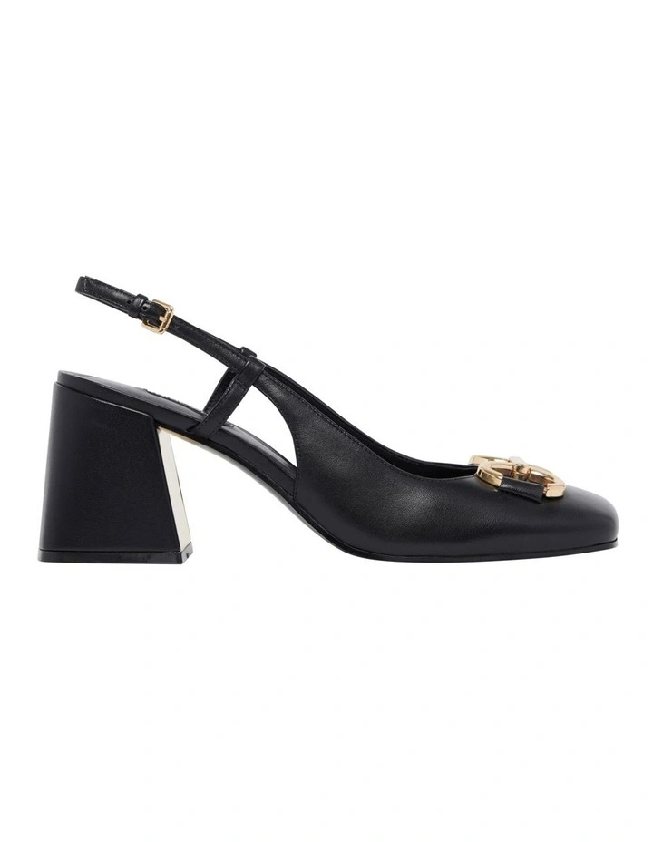 Cast Pump in Black