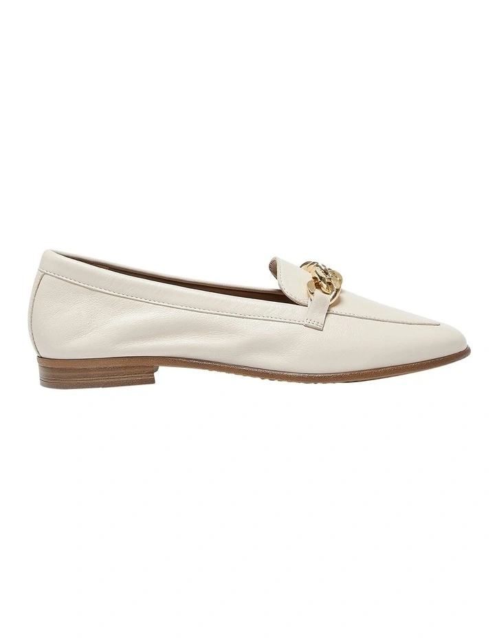 Lyla Flat Leather Loafers in Ivory