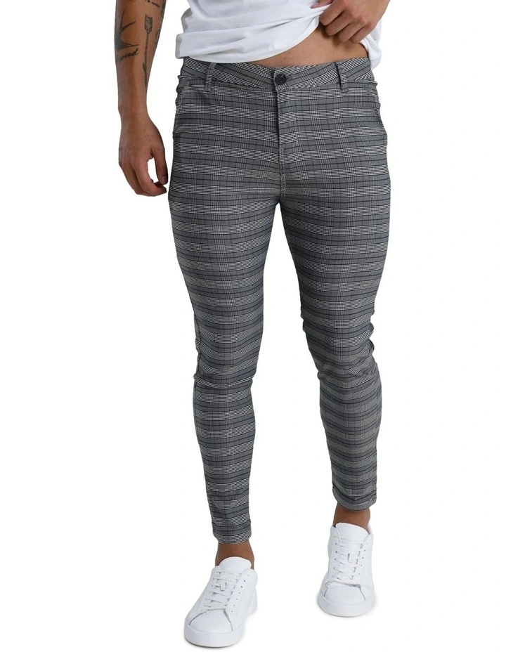 Essex Classic Checkered Pant in Grey