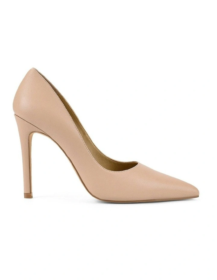 Circa Stiletto Pumps in Beige