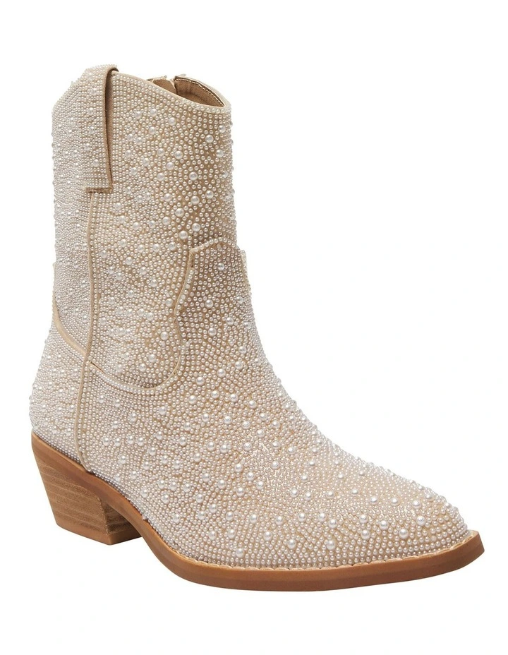 Western Boots in Ivory Pearl