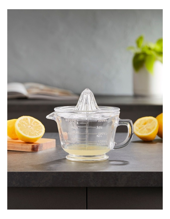 Juicer in Glass