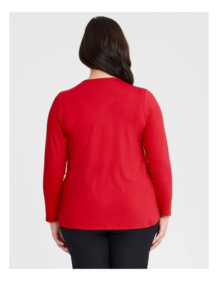 Natural Everyday V-neck Long Sleeve Top in Red