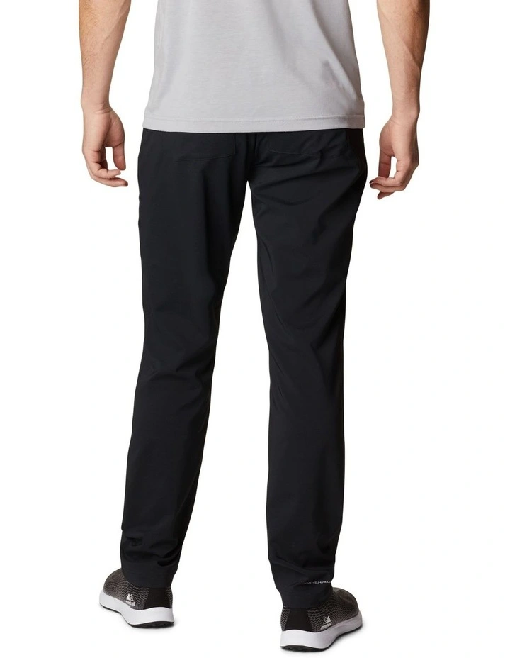 Tech Trail II Lightweight Pants in Black