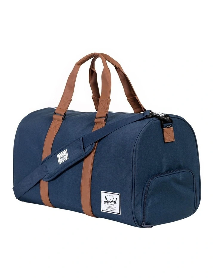 Novel Duffle 43L Bag in Navy