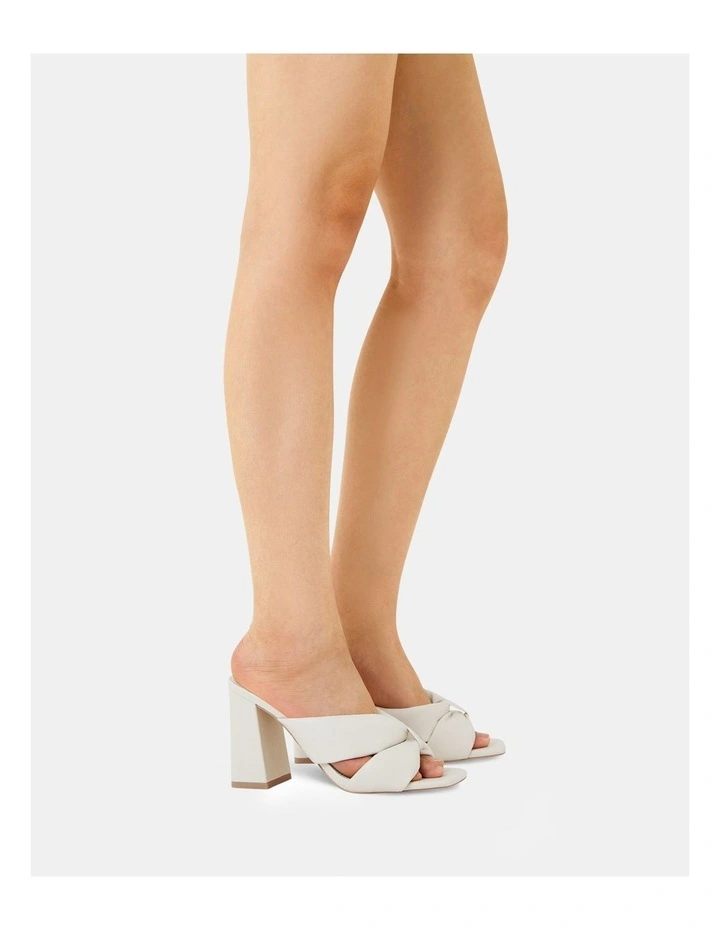 Faiza Heels in Cream