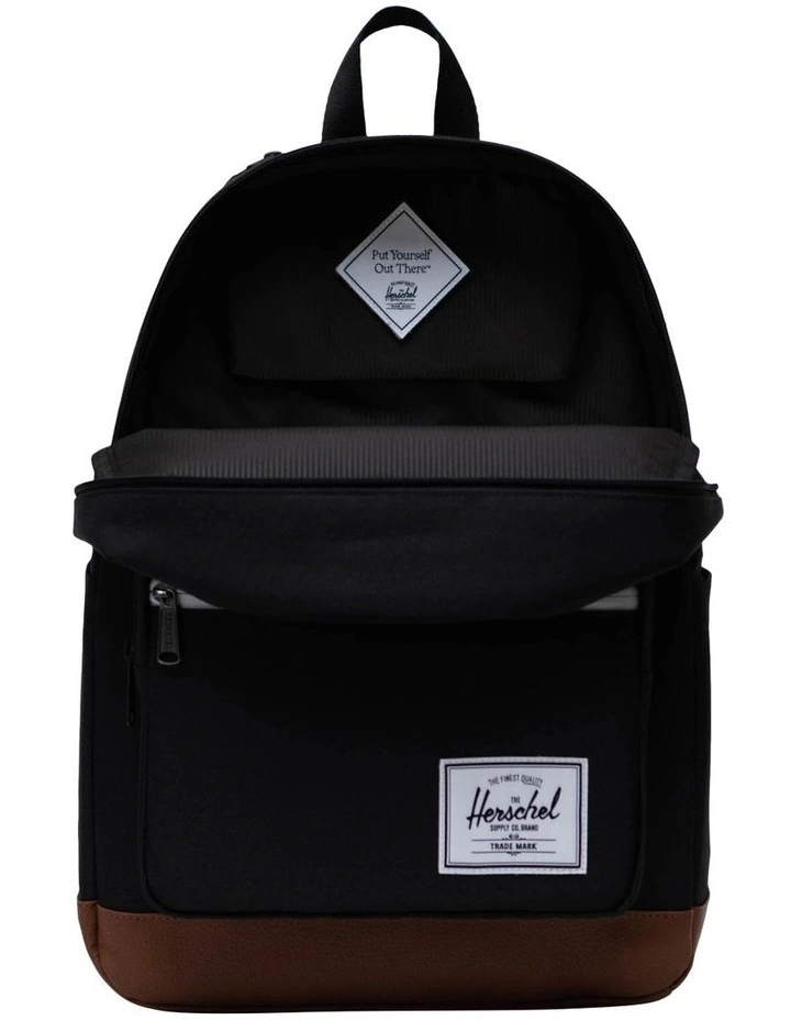 Pop Quiz Backpack 25L in Black/Tan
