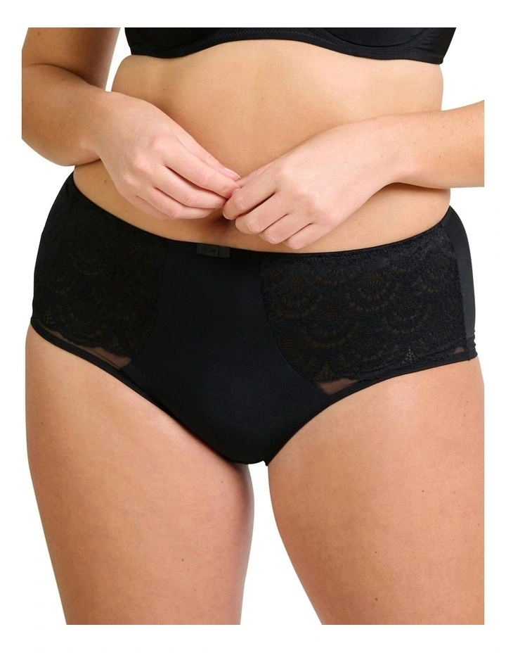 So Feminine Plus Size Microfibre Shorties in Black
