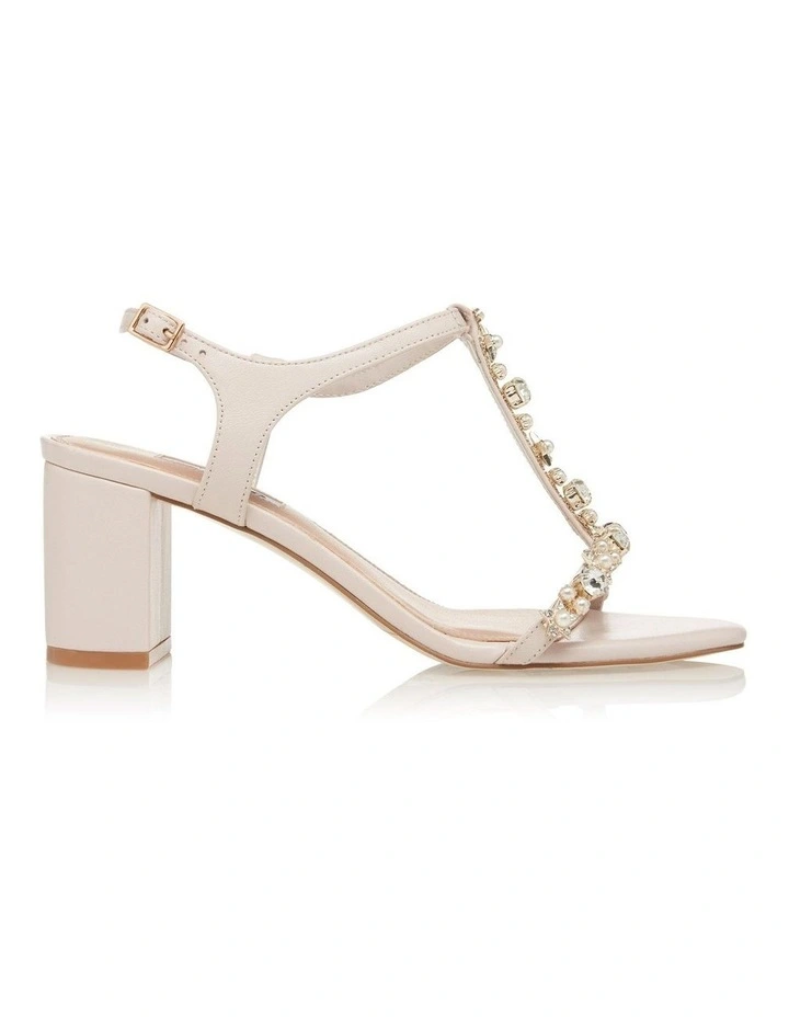 Magenta Sandals in Ecru