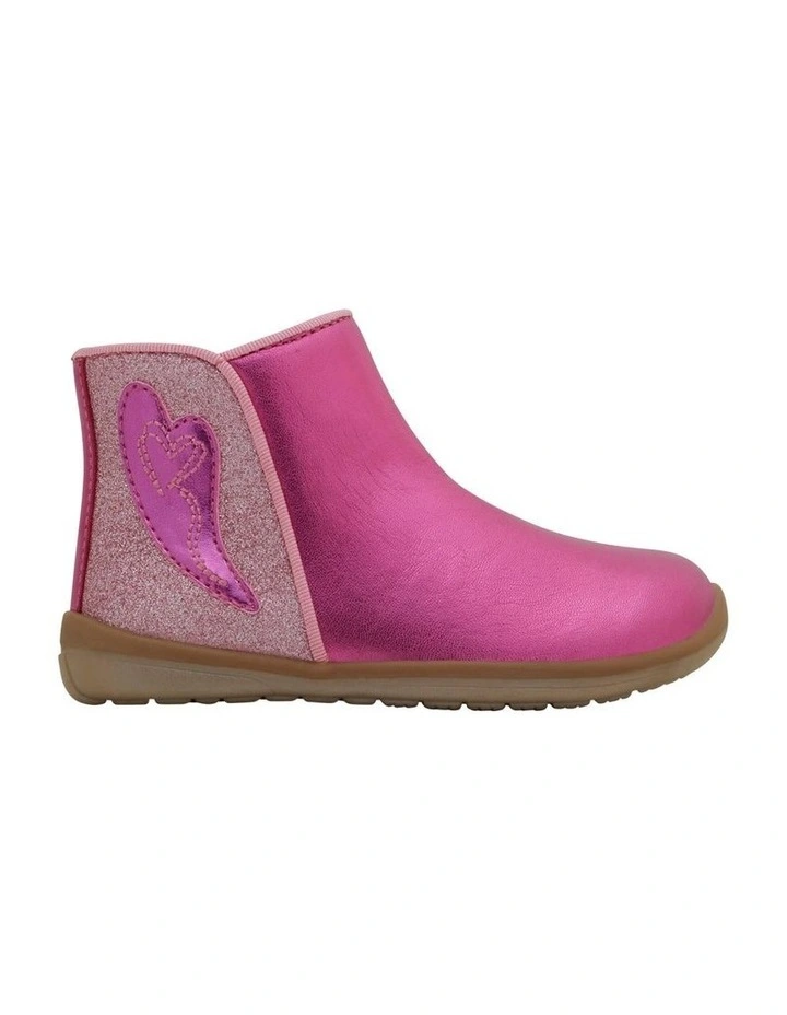 Mackenzie Ii Boots in Magenta