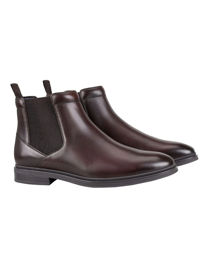 Illicit Boot in Black