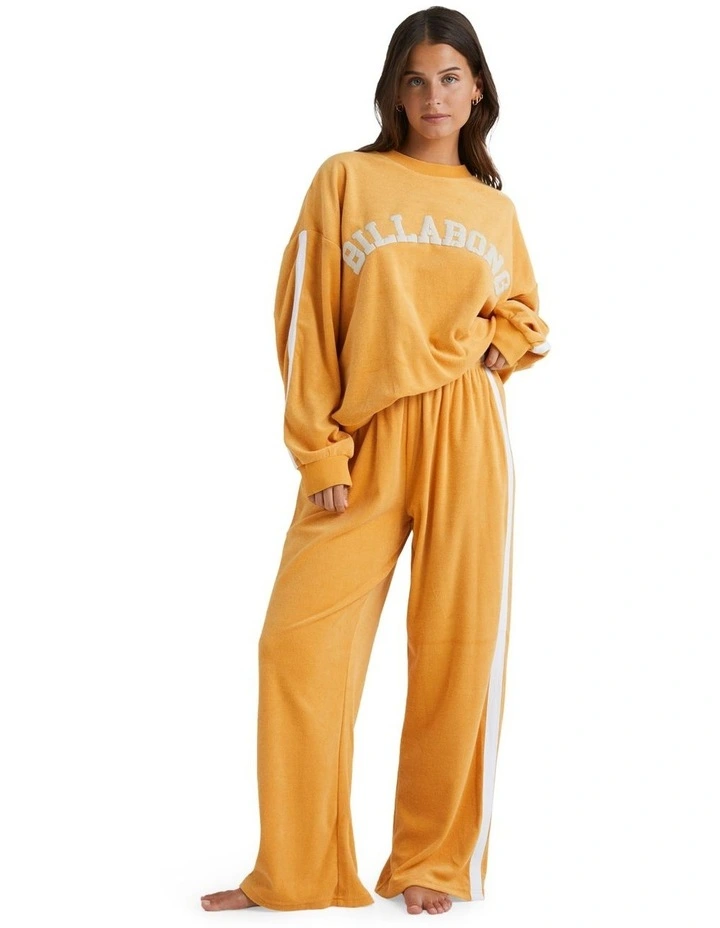 Dreamy Days Trackpant in Sandy Gold
