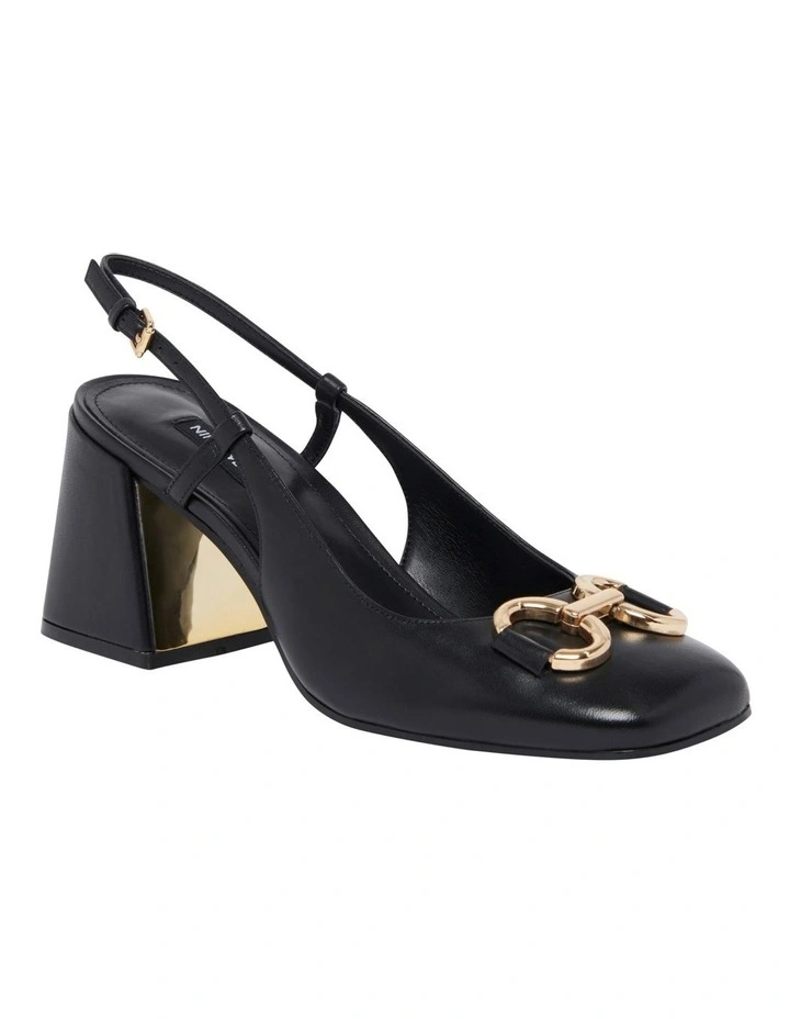 Cast Pump in Black