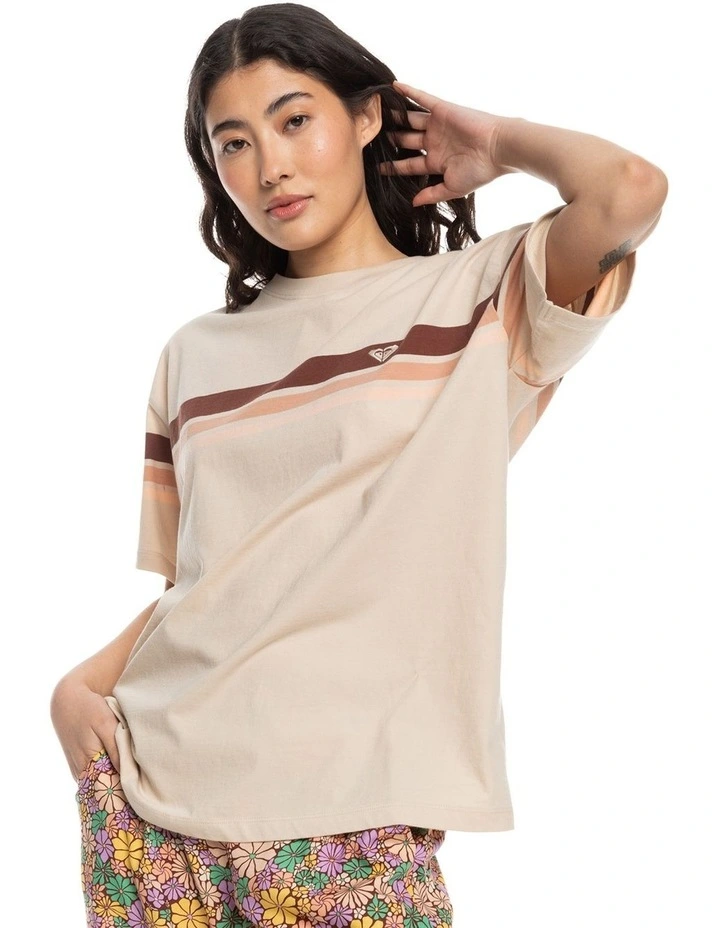 The Colorful Beach Oversized T-shirt in Tapioca