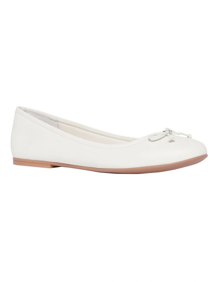 Babydoll Loafer in Snow Leather