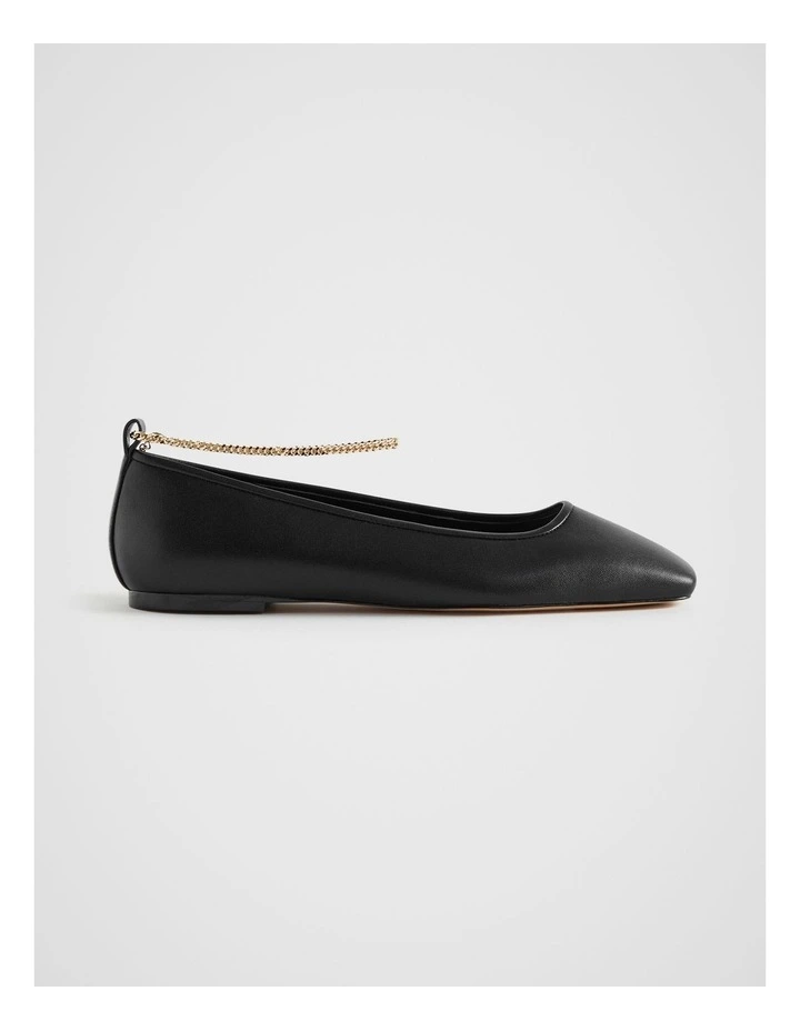 Michaela Chain Ballet Flat in Black