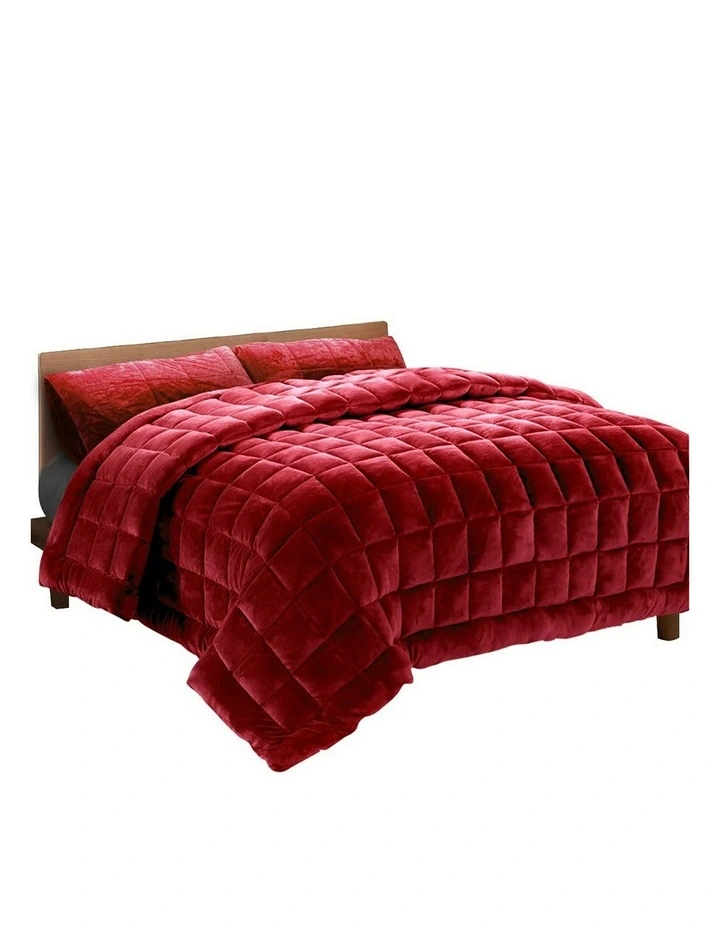 Faux Mink Weighted King Quilt in Burgundy