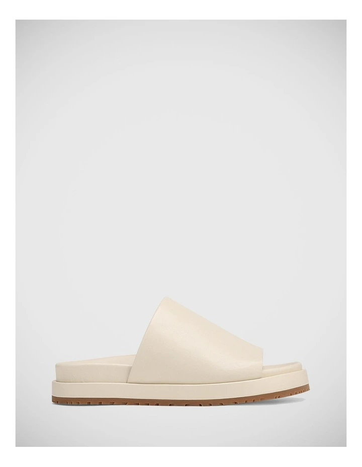 Bollie Leather Sandal in White