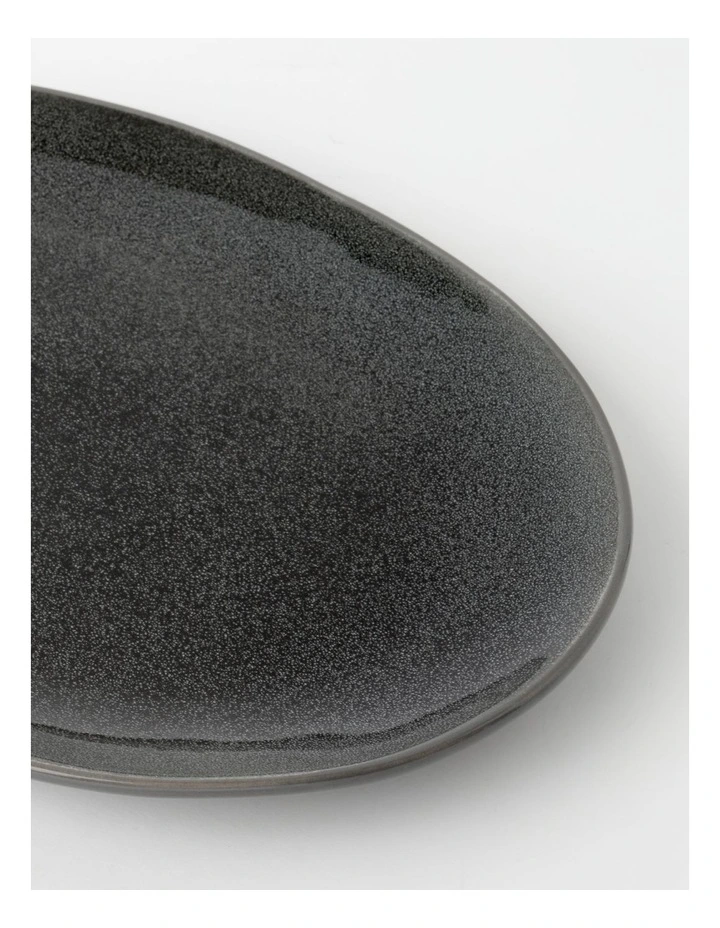 Esperance Oval Platter 34.5x24.5cm in Charcoal