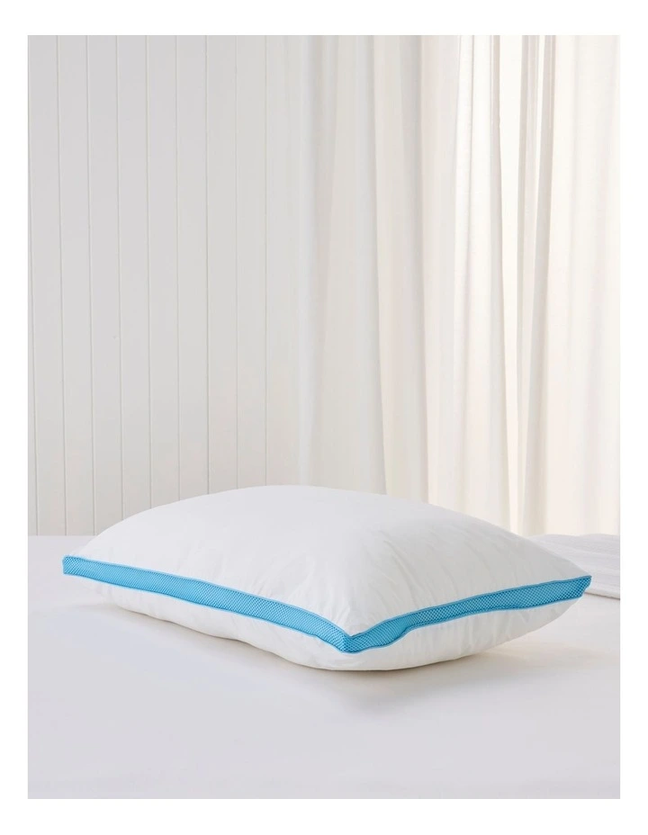 Fresh & Cool Pillow in White