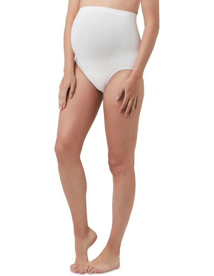 Seamless Briefs in White