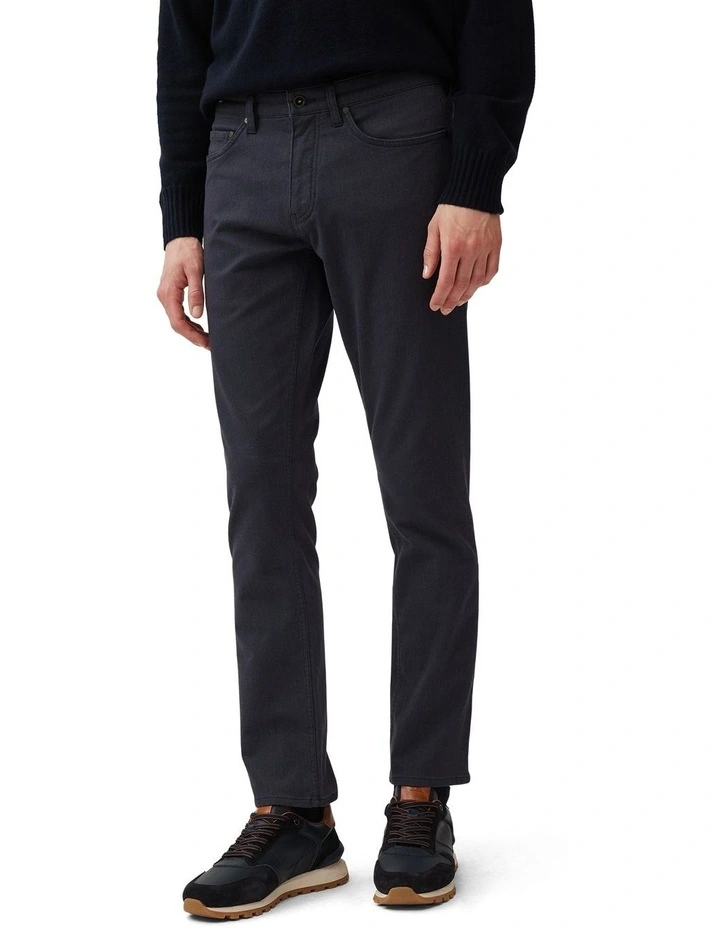 Motion Melange Straight Fit Long Leg Jean in Navy
