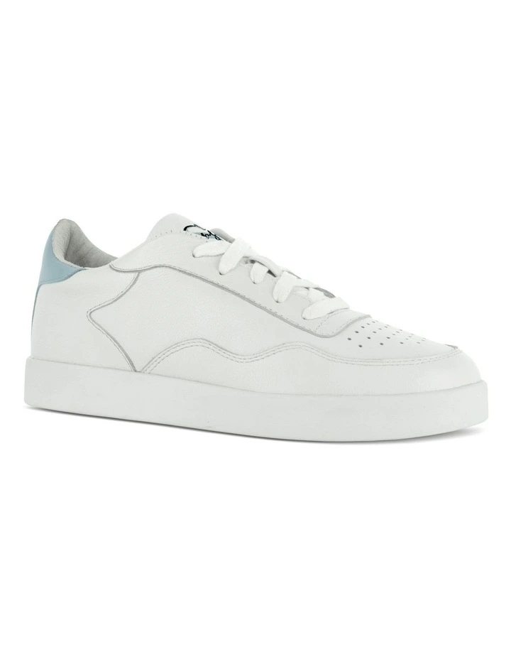 Alfy Sneaker in White/Blue